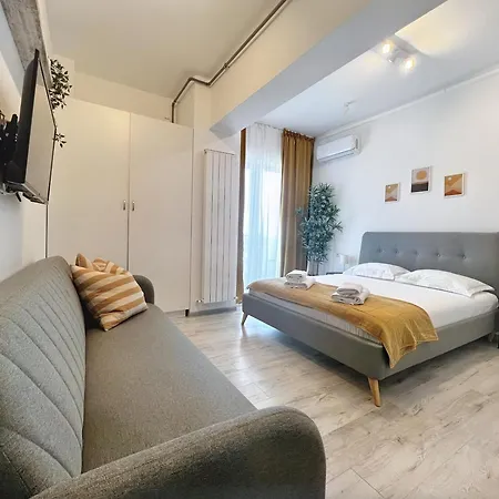 Black Sea - Israel & Elizabeth Apartment