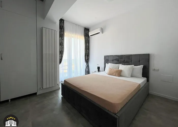 Black Sea - Israel & Elizabeth Apartamento Năvodari