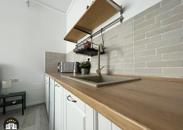 Black Sea - Israel & Elizabeth * Năvodari