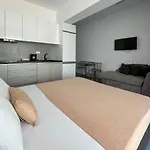 Black Sea - Israel & Elizabeth Apartmán