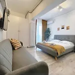 Black Sea - Israel & Elizabeth Apartmán