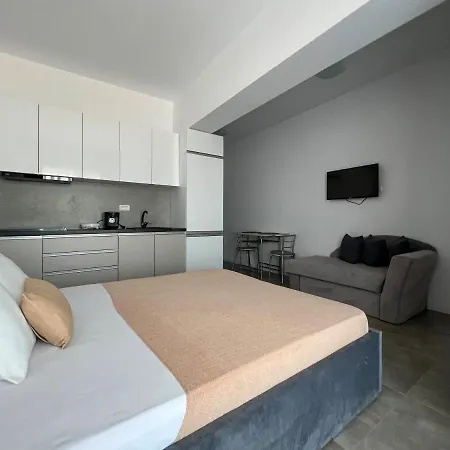 Black Sea - Israel & Elizabeth Apartment