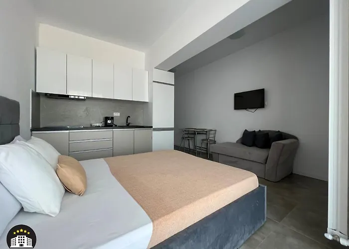 Black Sea - Israel & Elizabeth Apartman