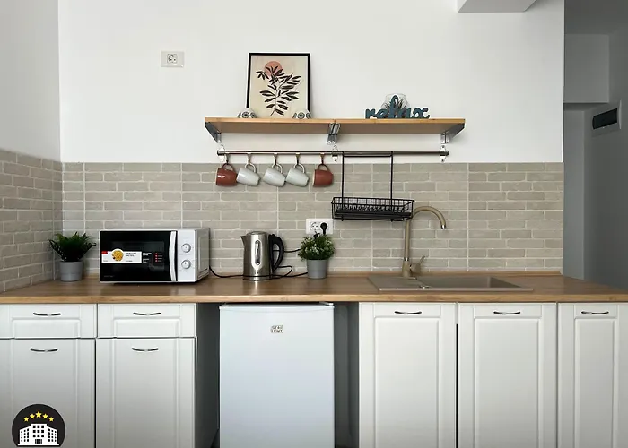 Black Sea - Israel & Elizabeth *