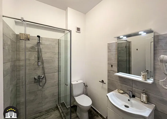 Black Sea - Israel & Elizabeth *