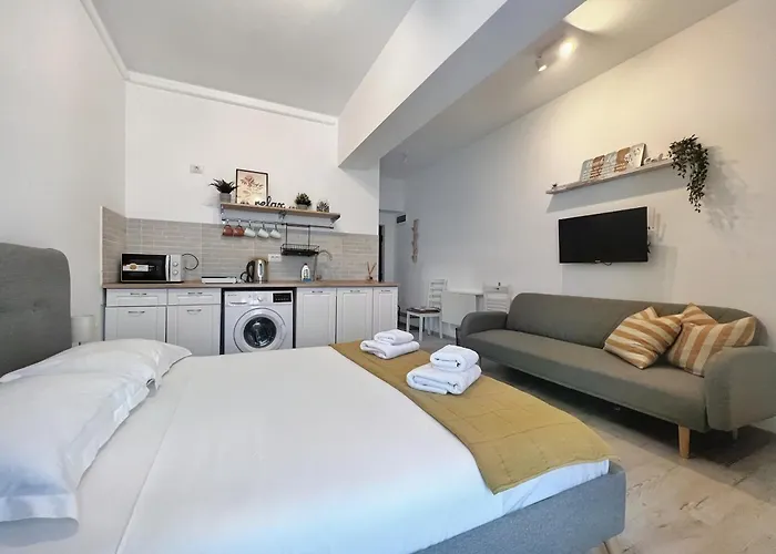 Apartman Black Sea - Israel & Elizabeth Năvodari